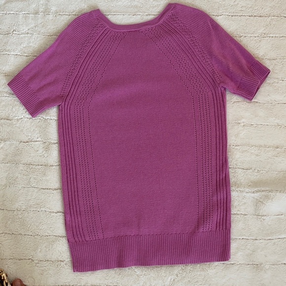 Banana Republic Sweater - Picture 3 of 3